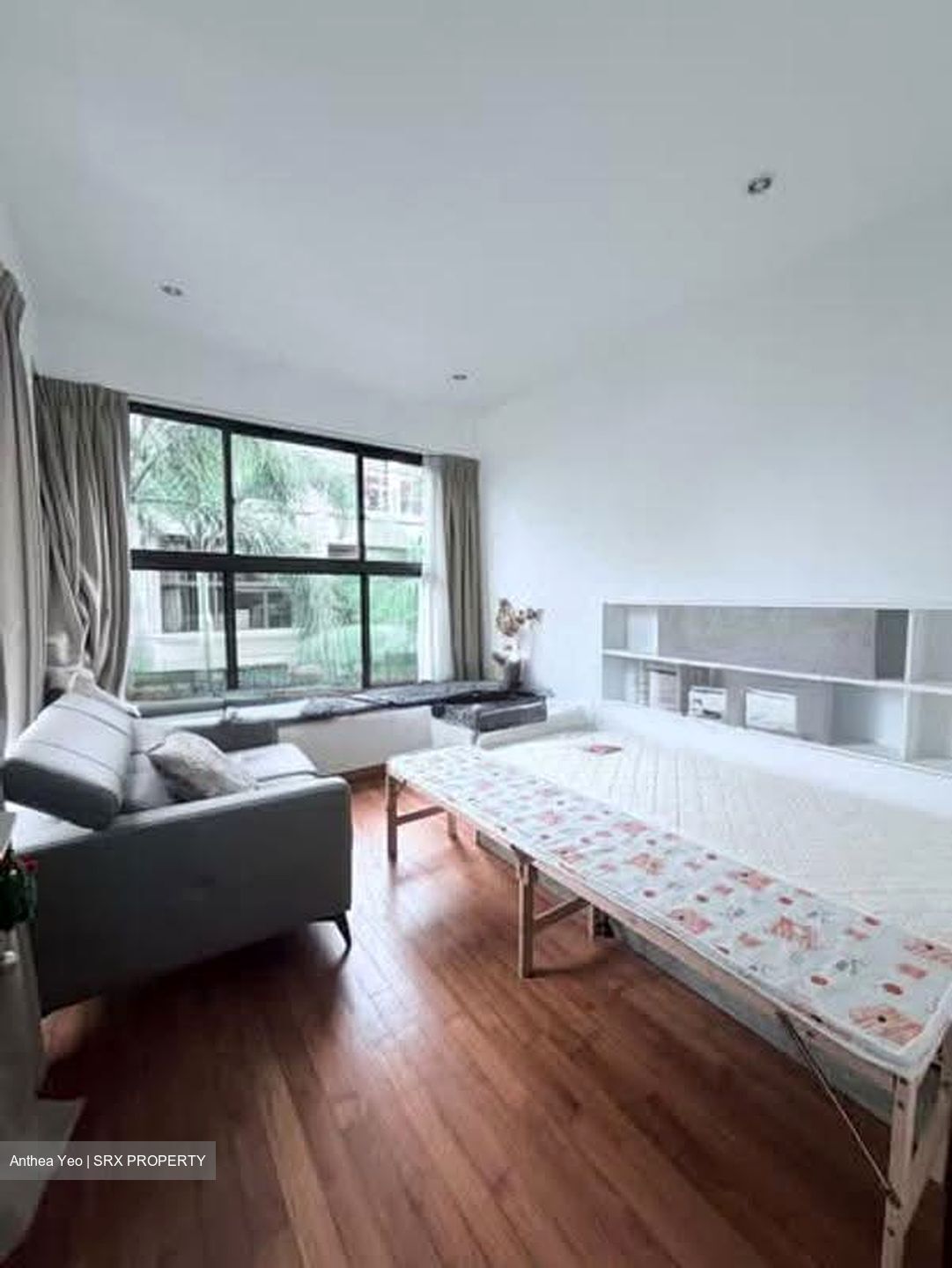 Holland Link (D10), Terrace #617746301